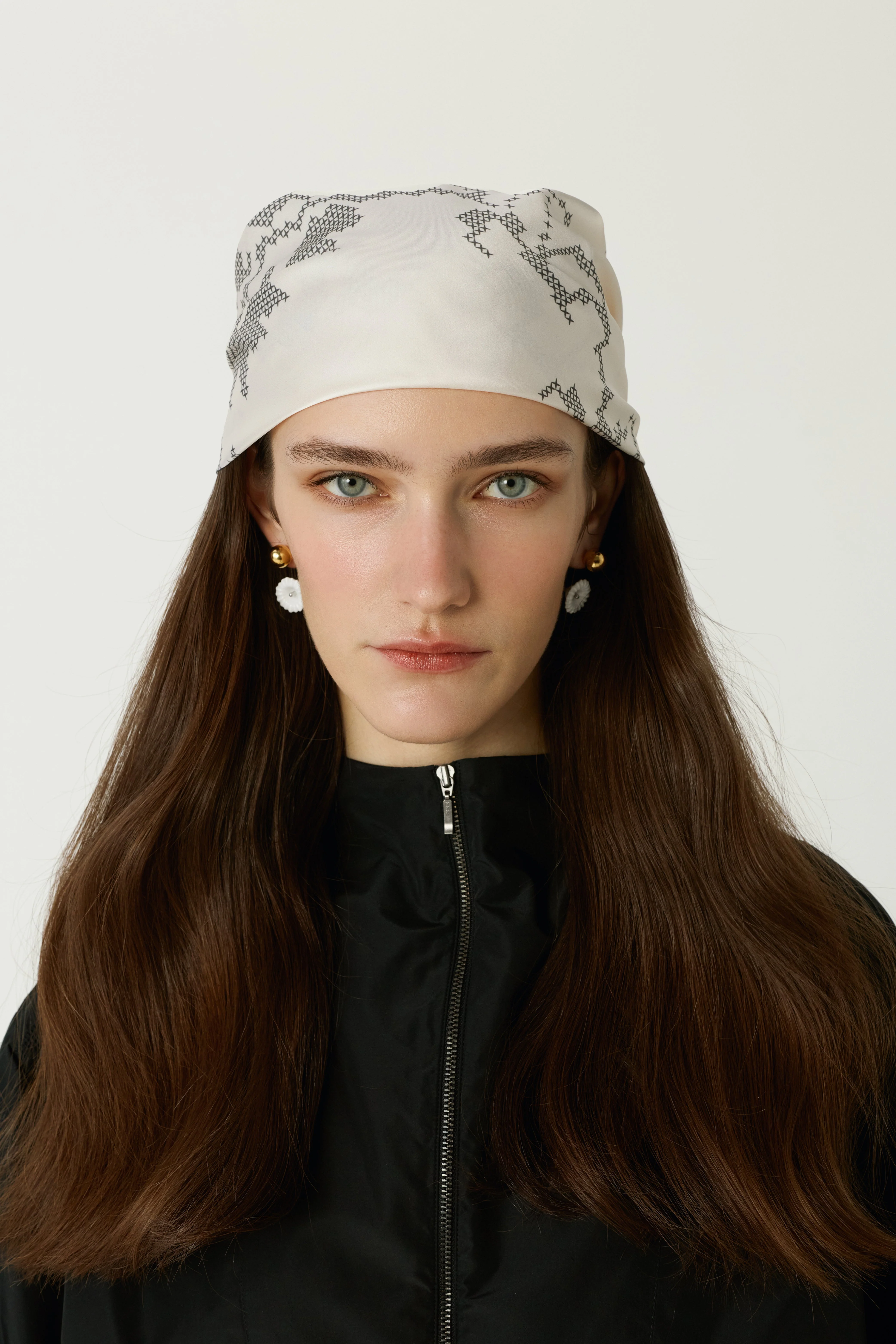 Flowers Batiste Headscarf - Image 3