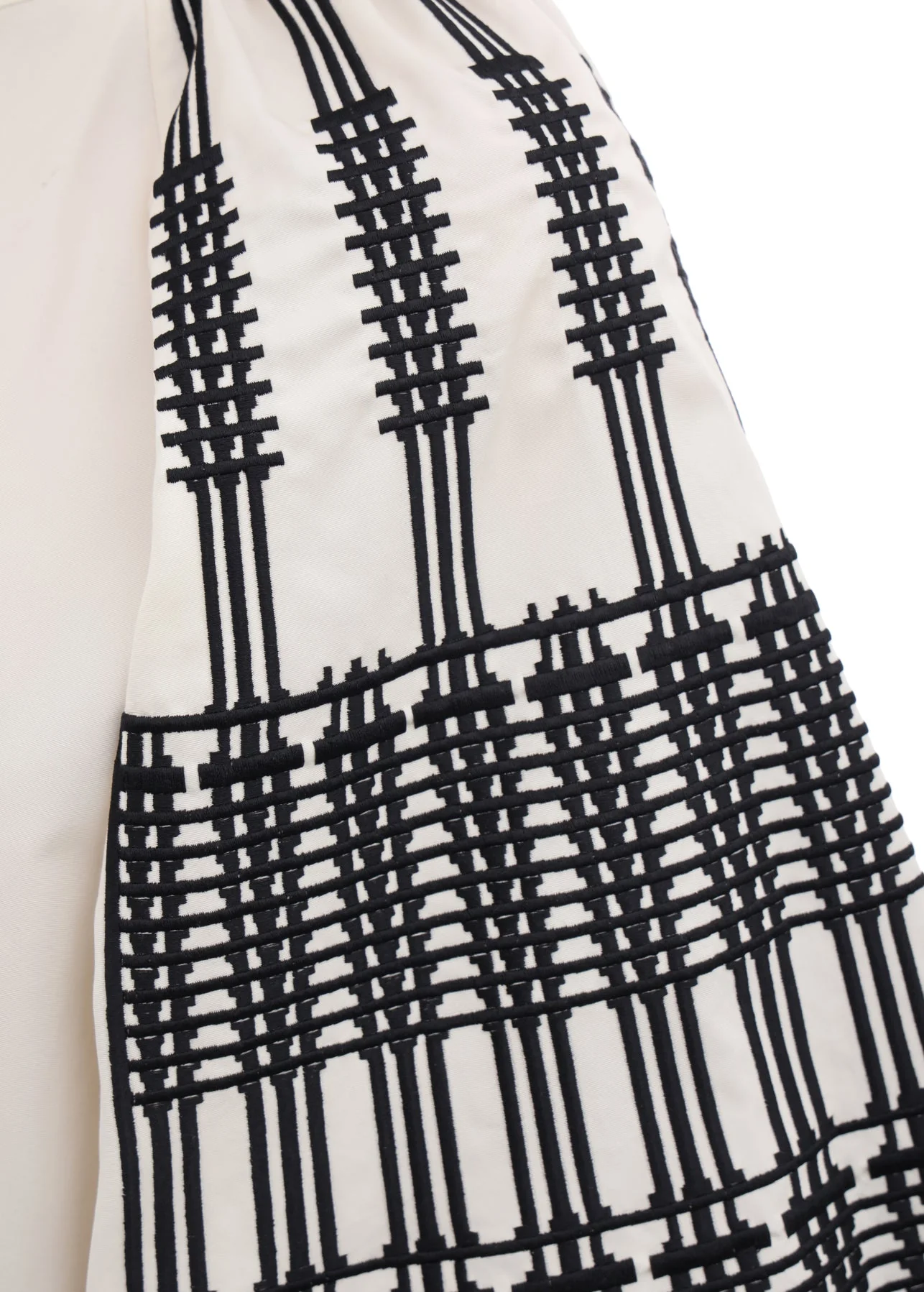 Xena Embroidered Shirt - Image 5